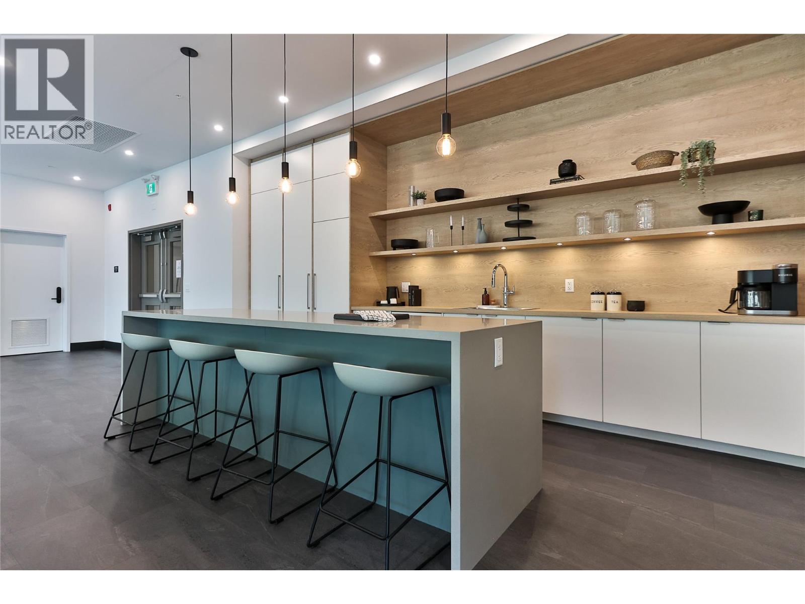 4280 Red Mountain Road Unit# 213, Rossland