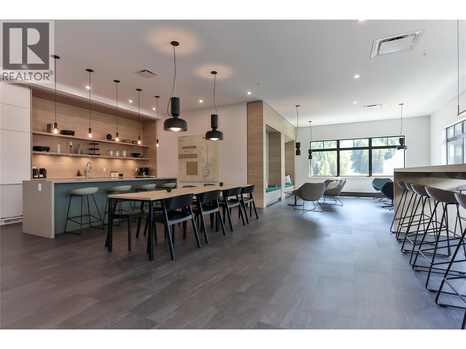 4280 Red Mountain Road Unit# 213, Rossland