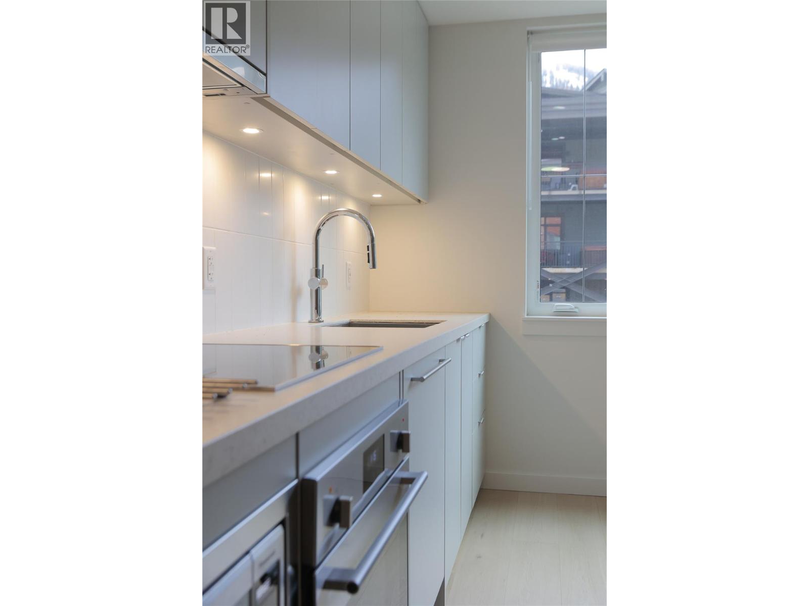 4280 Red Mountain Road Unit# 213, Rossland