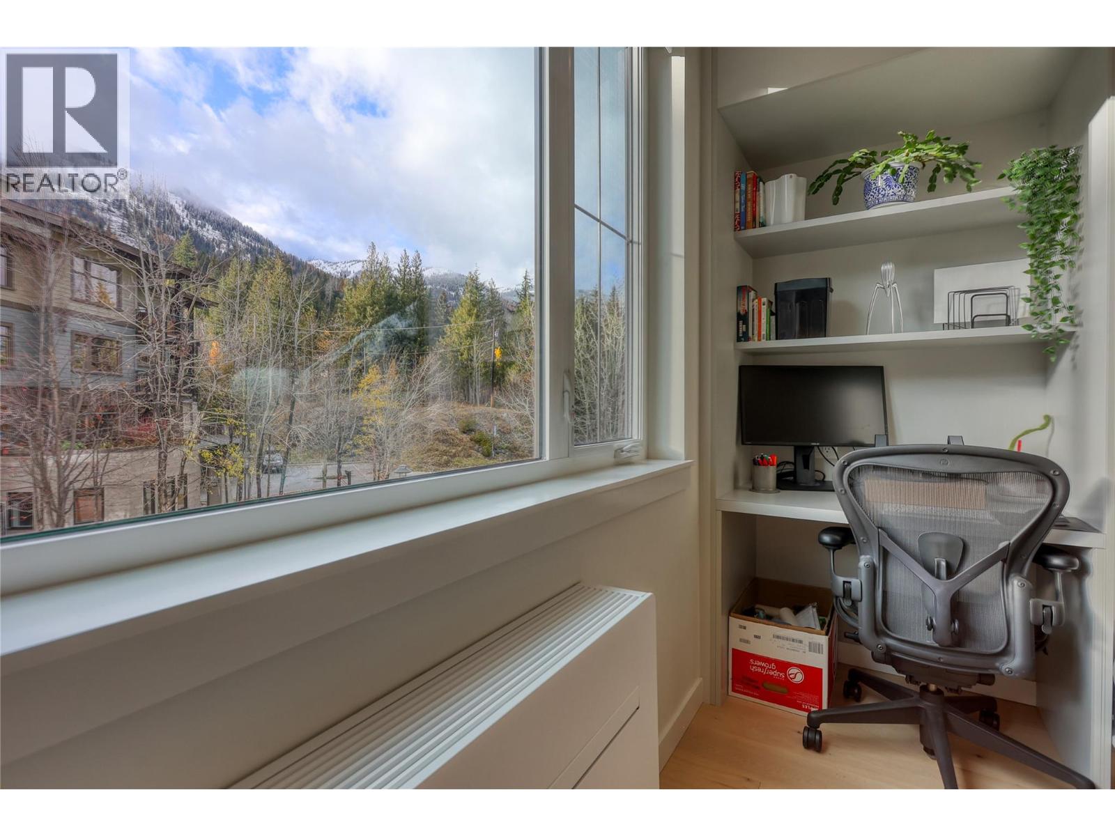 4280 Red Mountain Road Unit# 213, Rossland