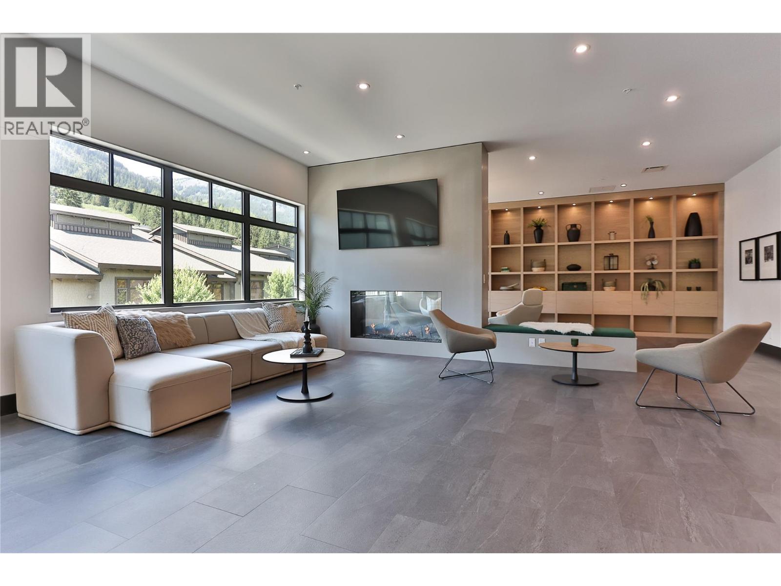 4280 Red Mountain Road Unit# 213, Rossland