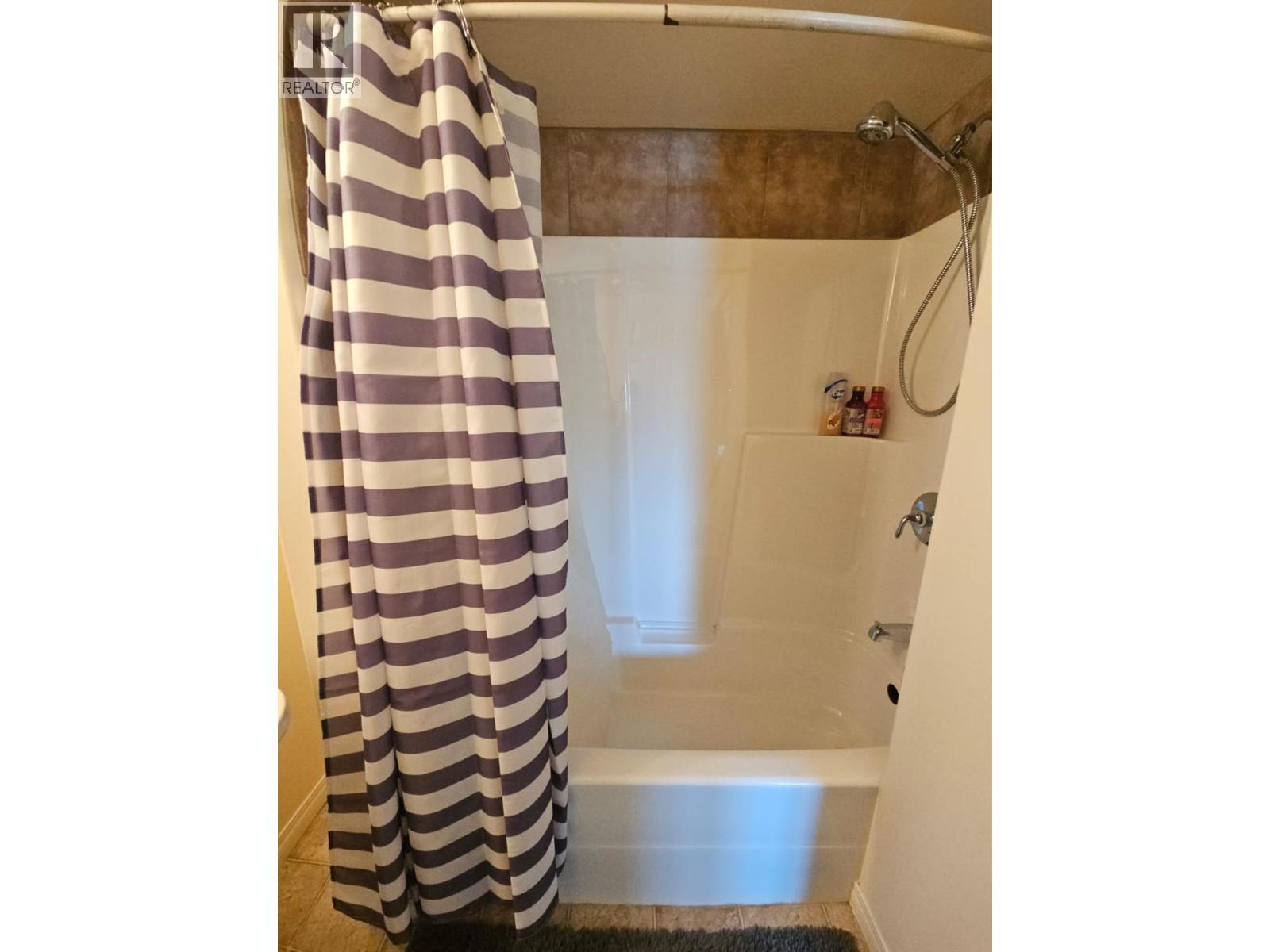 84 Wolverine Avenue, Tumbler Ridge