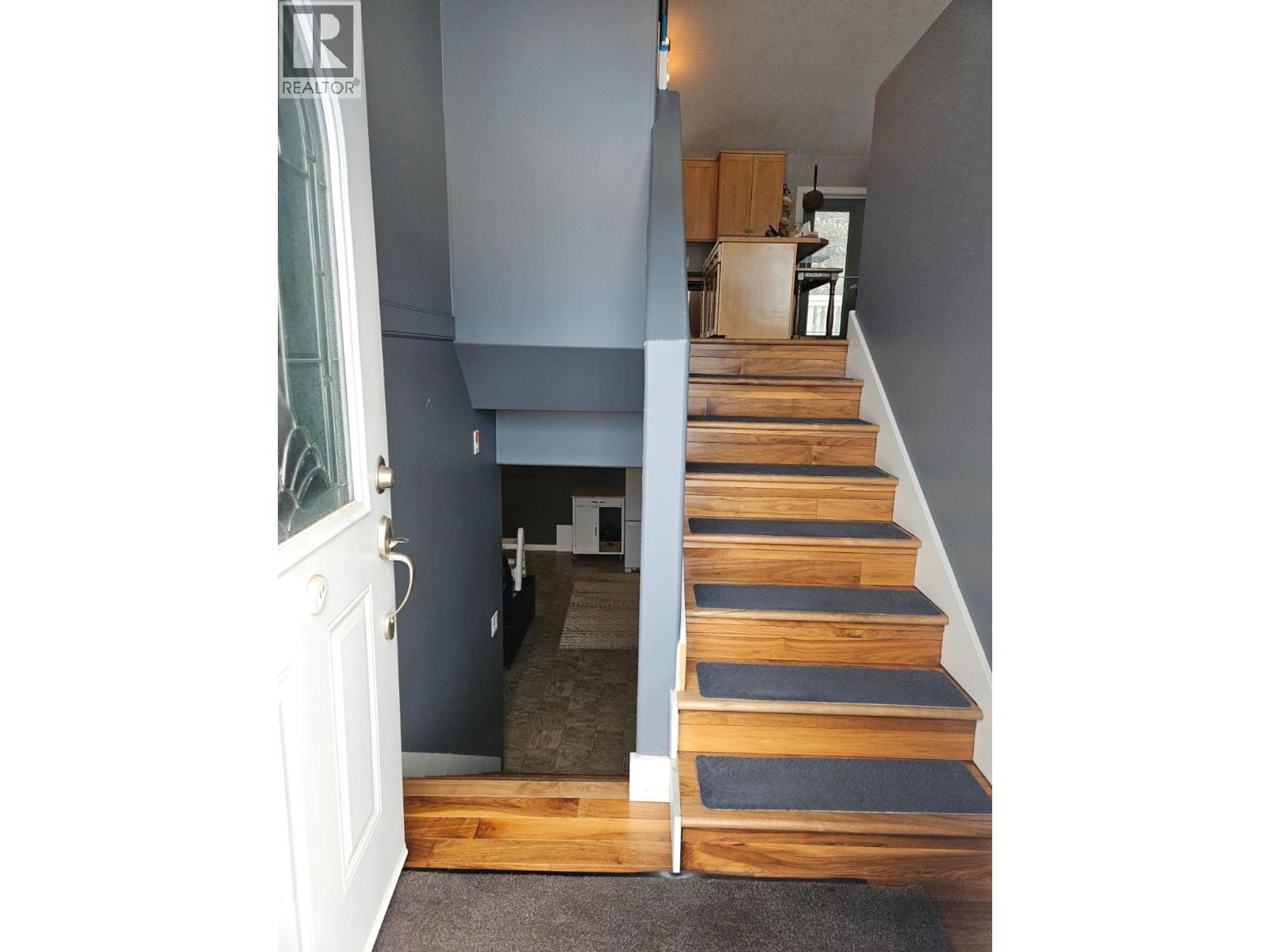 84 Wolverine Avenue, Tumbler Ridge