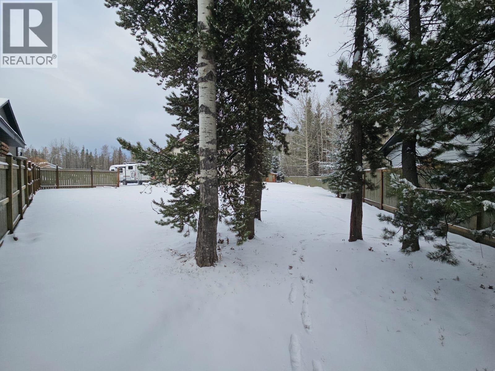 84 Wolverine Avenue, Tumbler Ridge