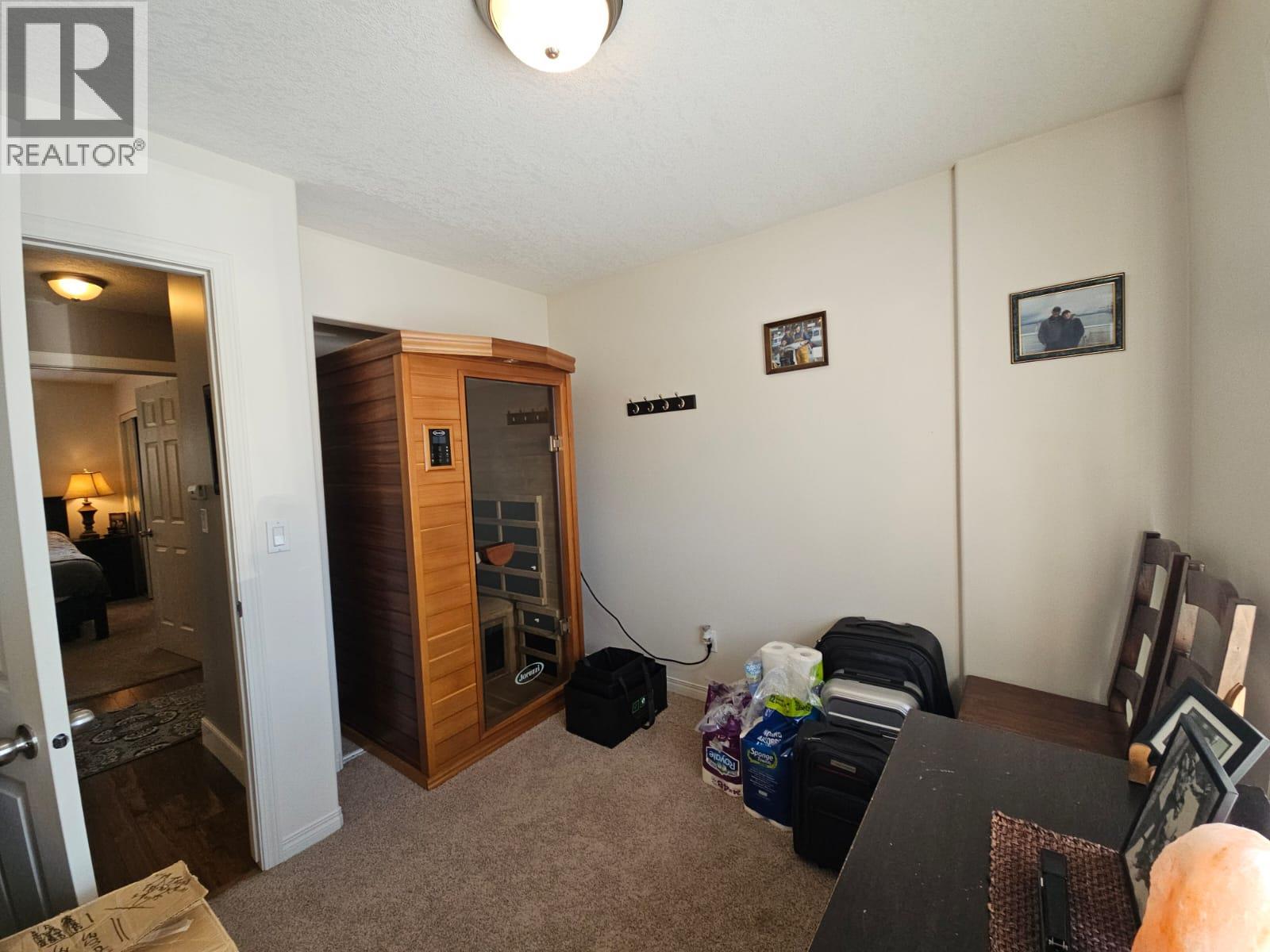 84 Wolverine Avenue, Tumbler Ridge