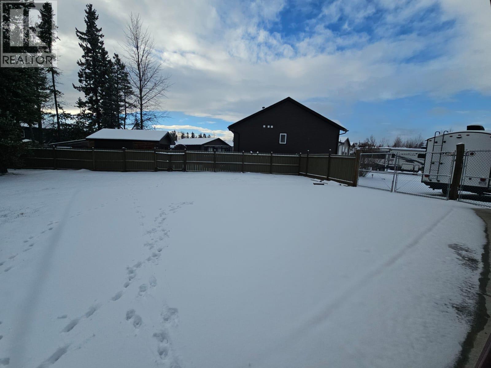 84 Wolverine Avenue, Tumbler Ridge