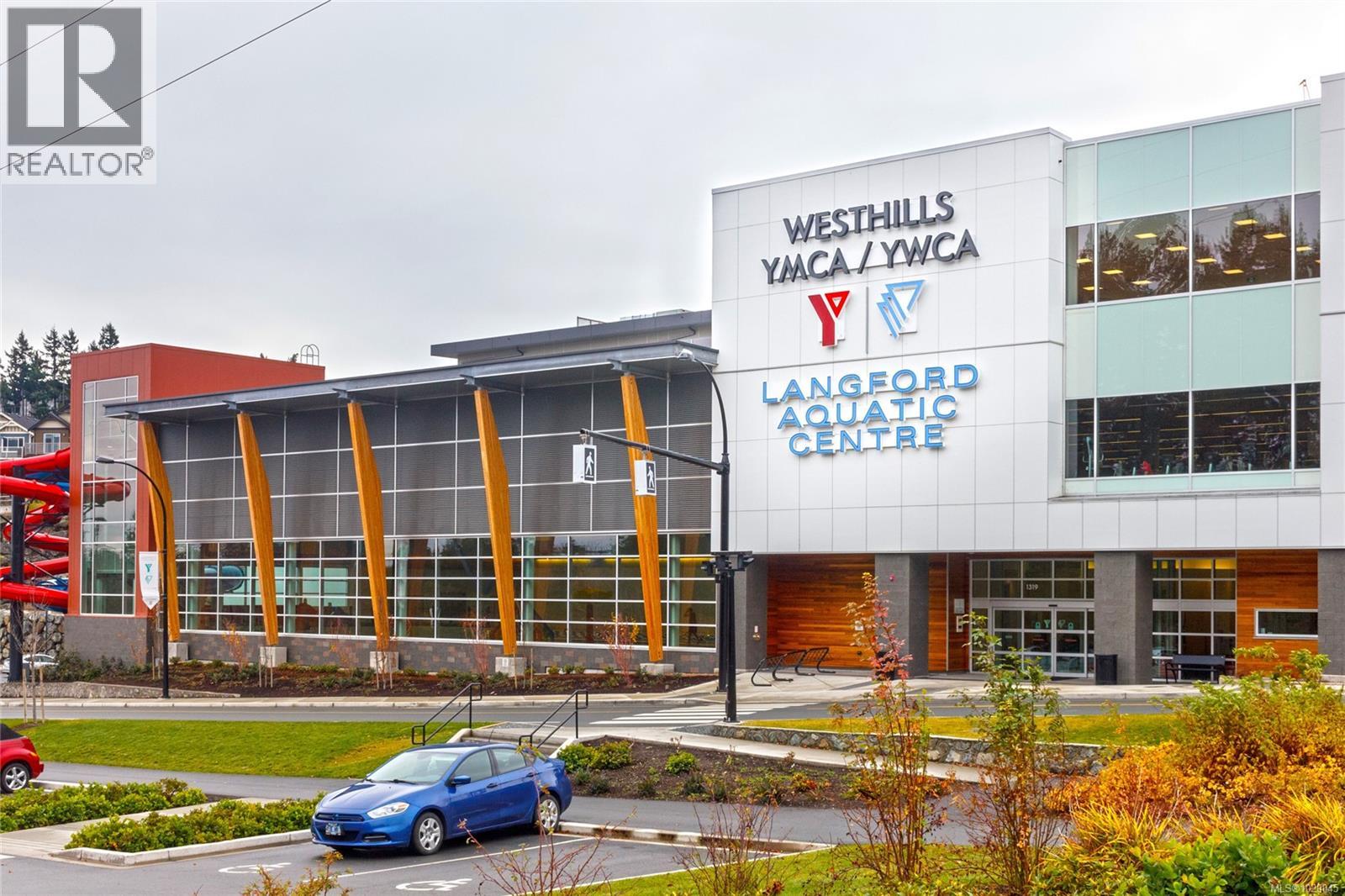 213 2829 Peatt Rd, Langford