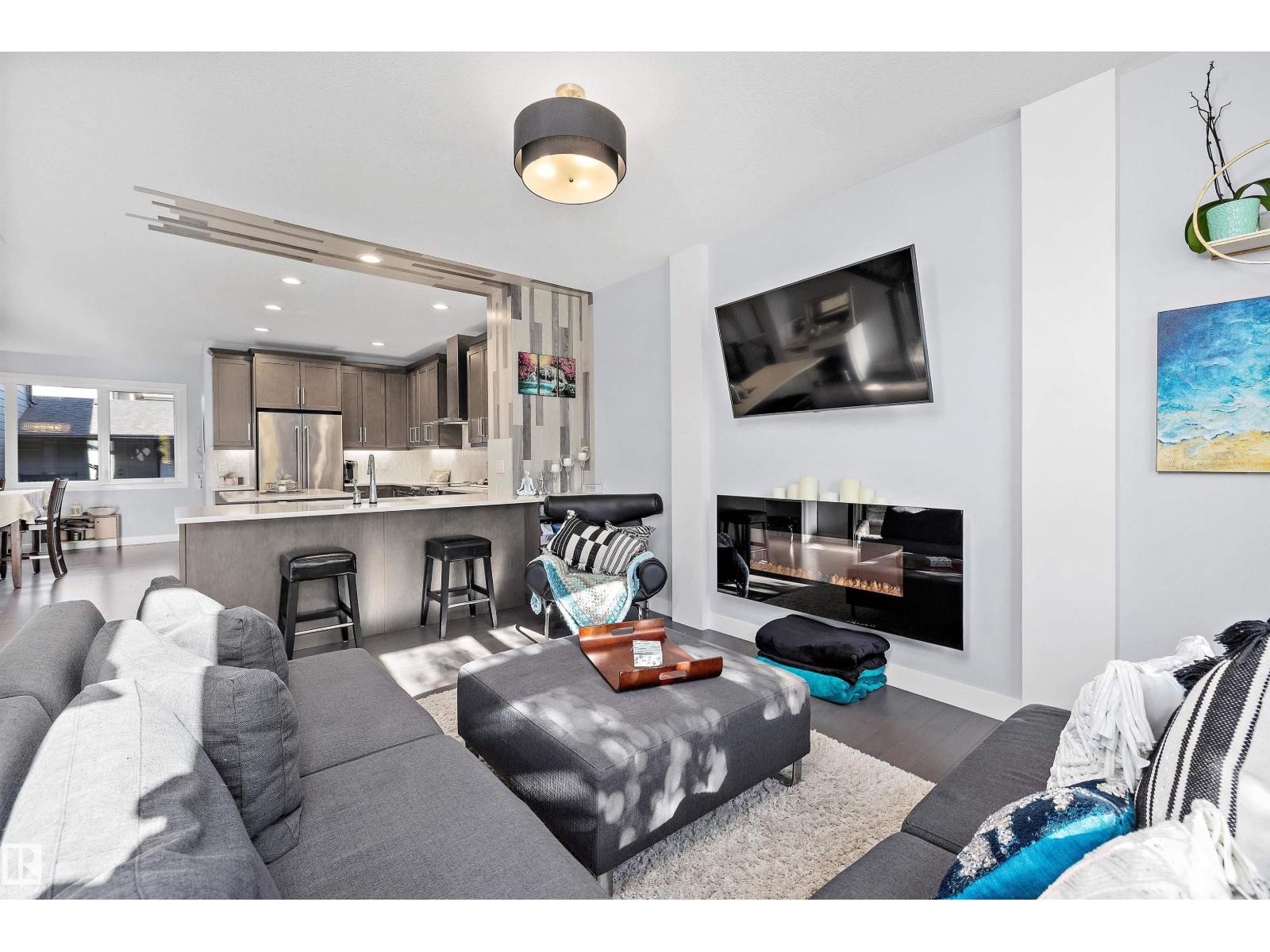 4 FOSBURY LI, Sherwood Park