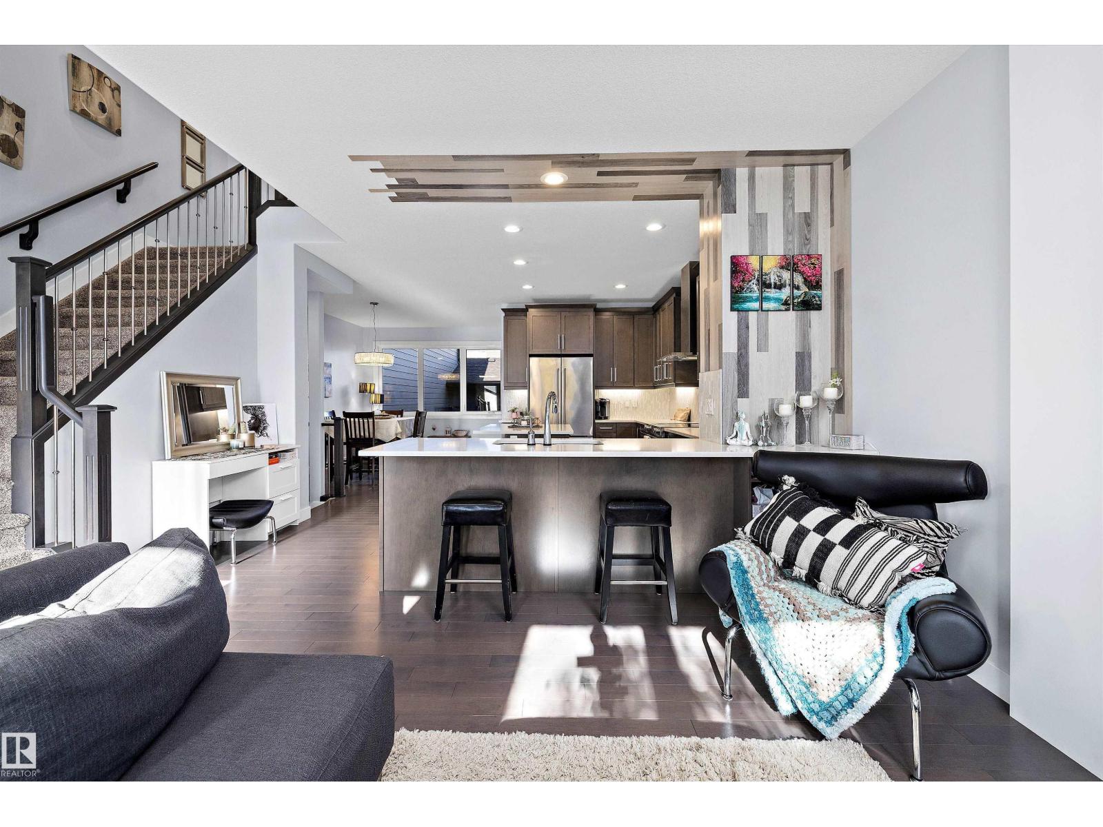 4 FOSBURY LI, Sherwood Park