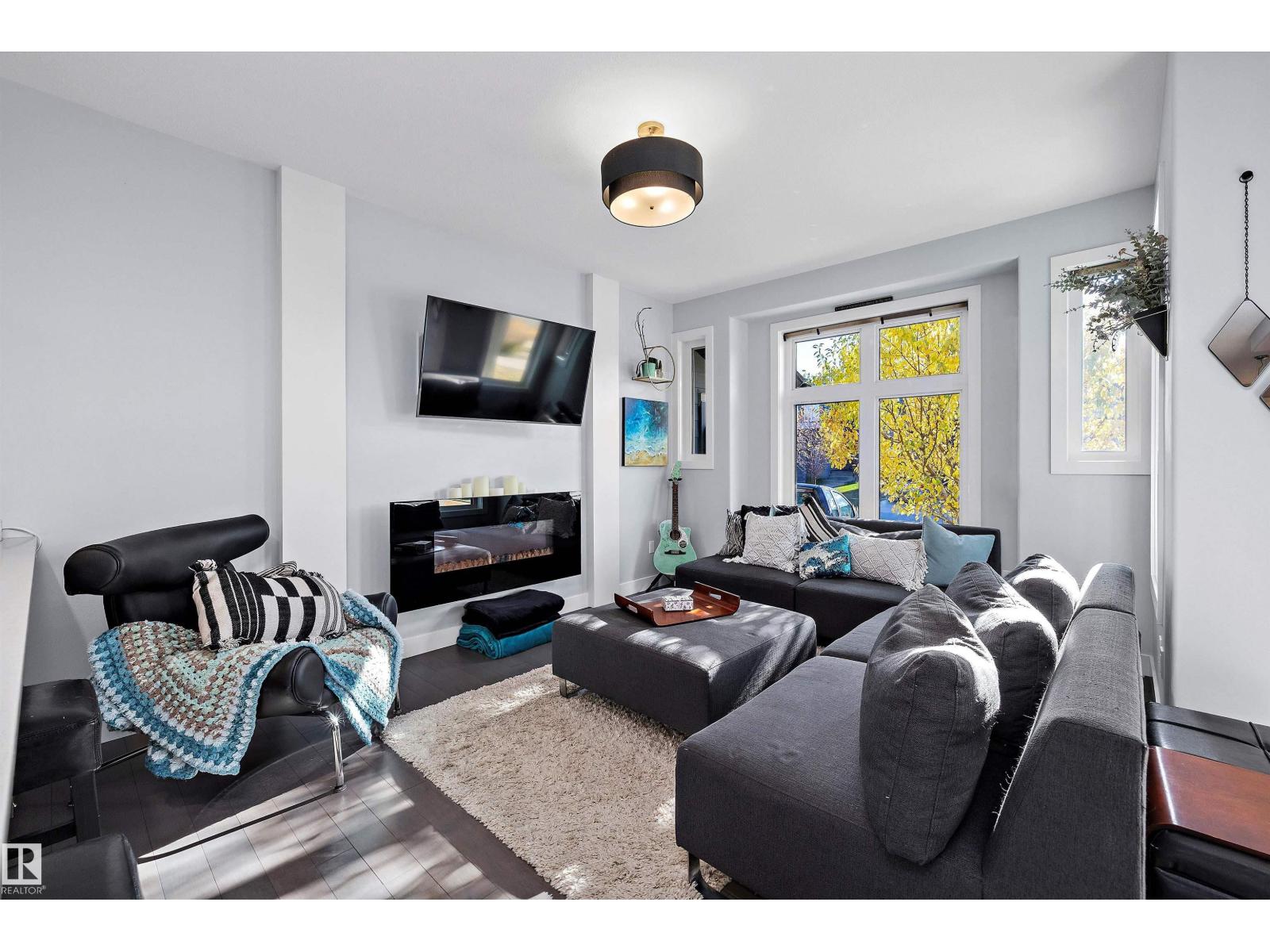 4 FOSBURY LI, Sherwood Park