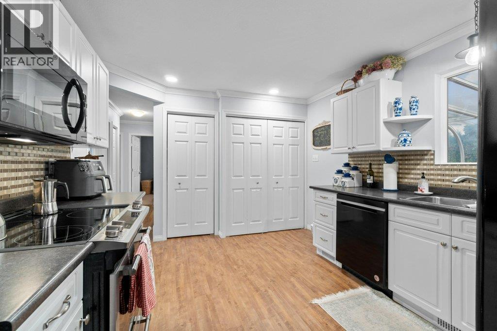 70 18 Street NE, Salmon Arm