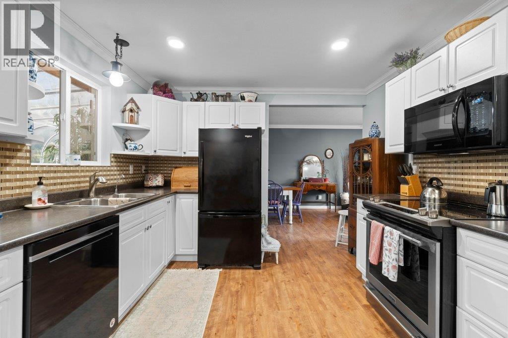 70 18 Street NE, Salmon Arm