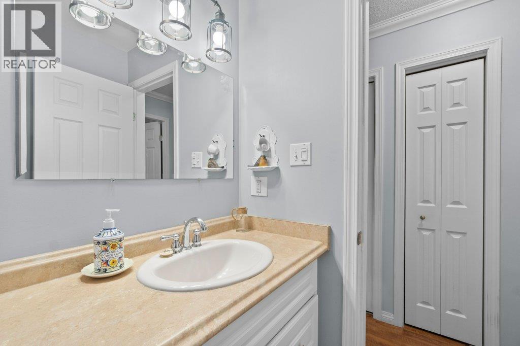 70 18 Street NE, Salmon Arm