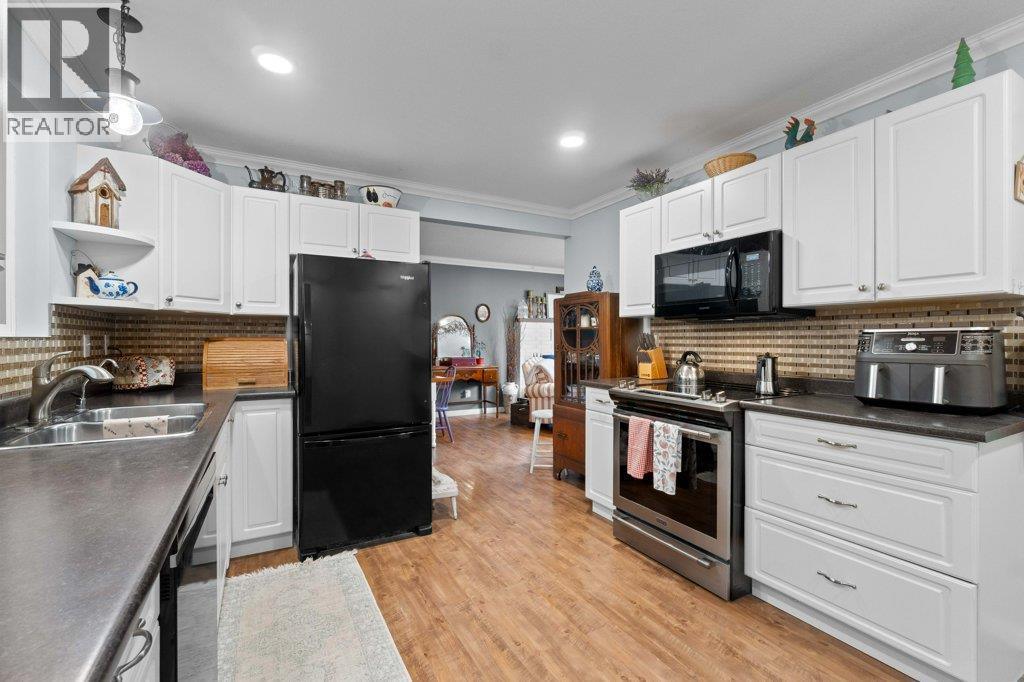 70 18 Street NE, Salmon Arm