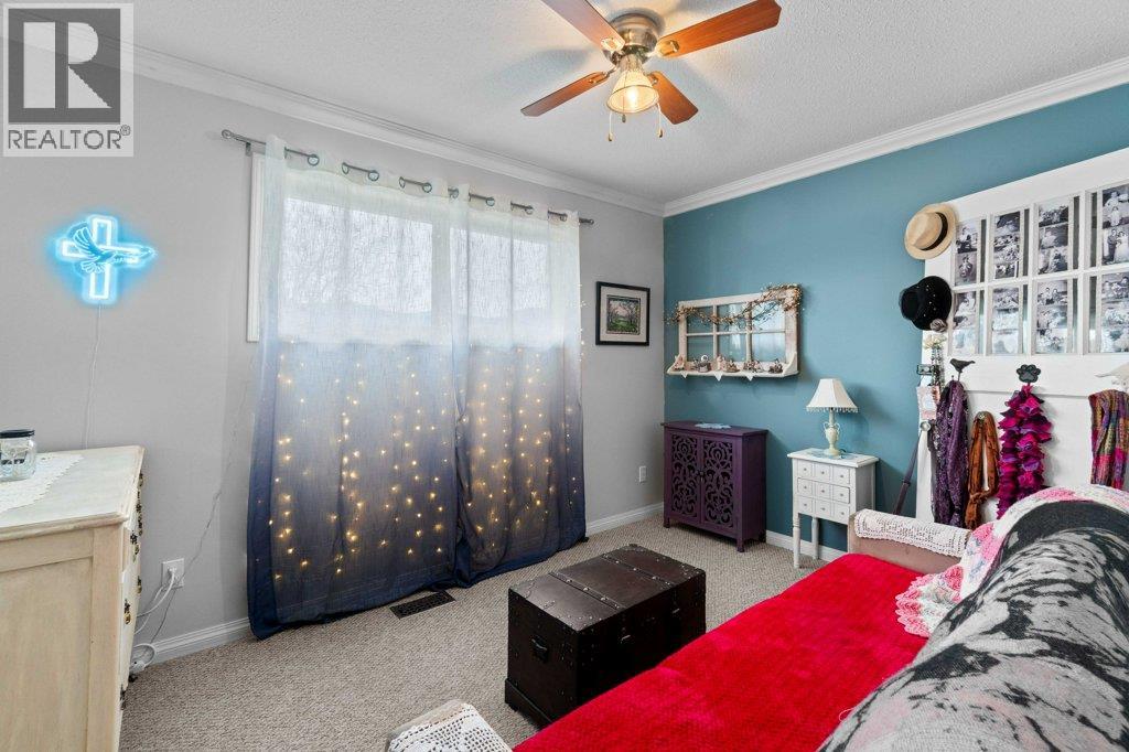 70 18 Street NE, Salmon Arm