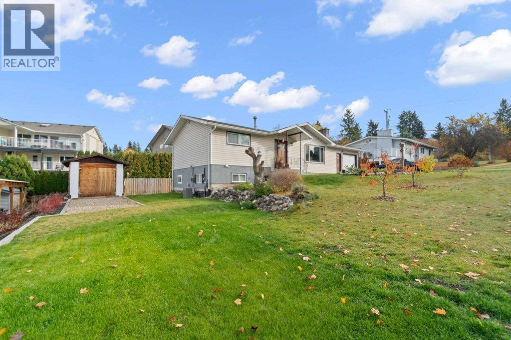70 18 Street NE, Salmon Arm
