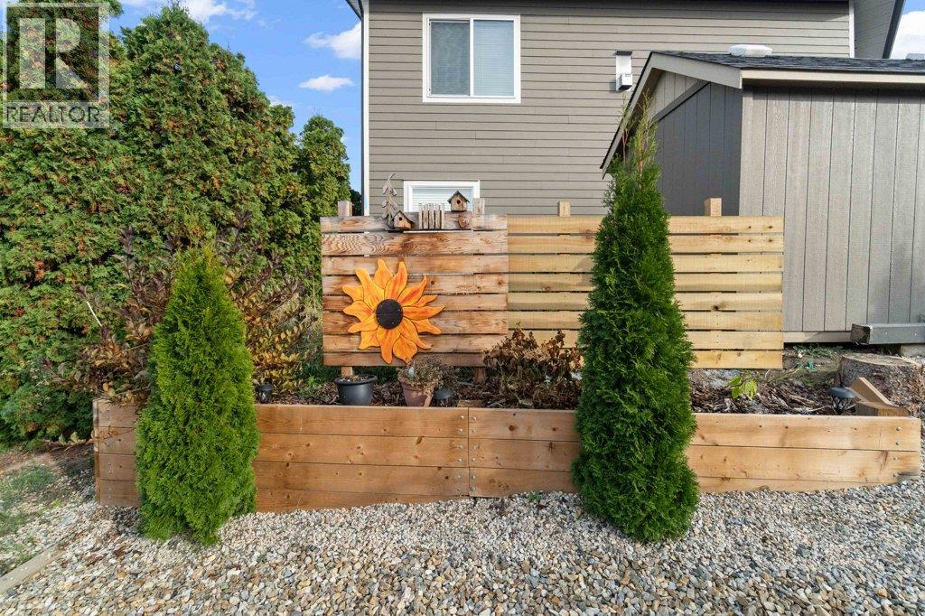 70 18 Street NE, Salmon Arm