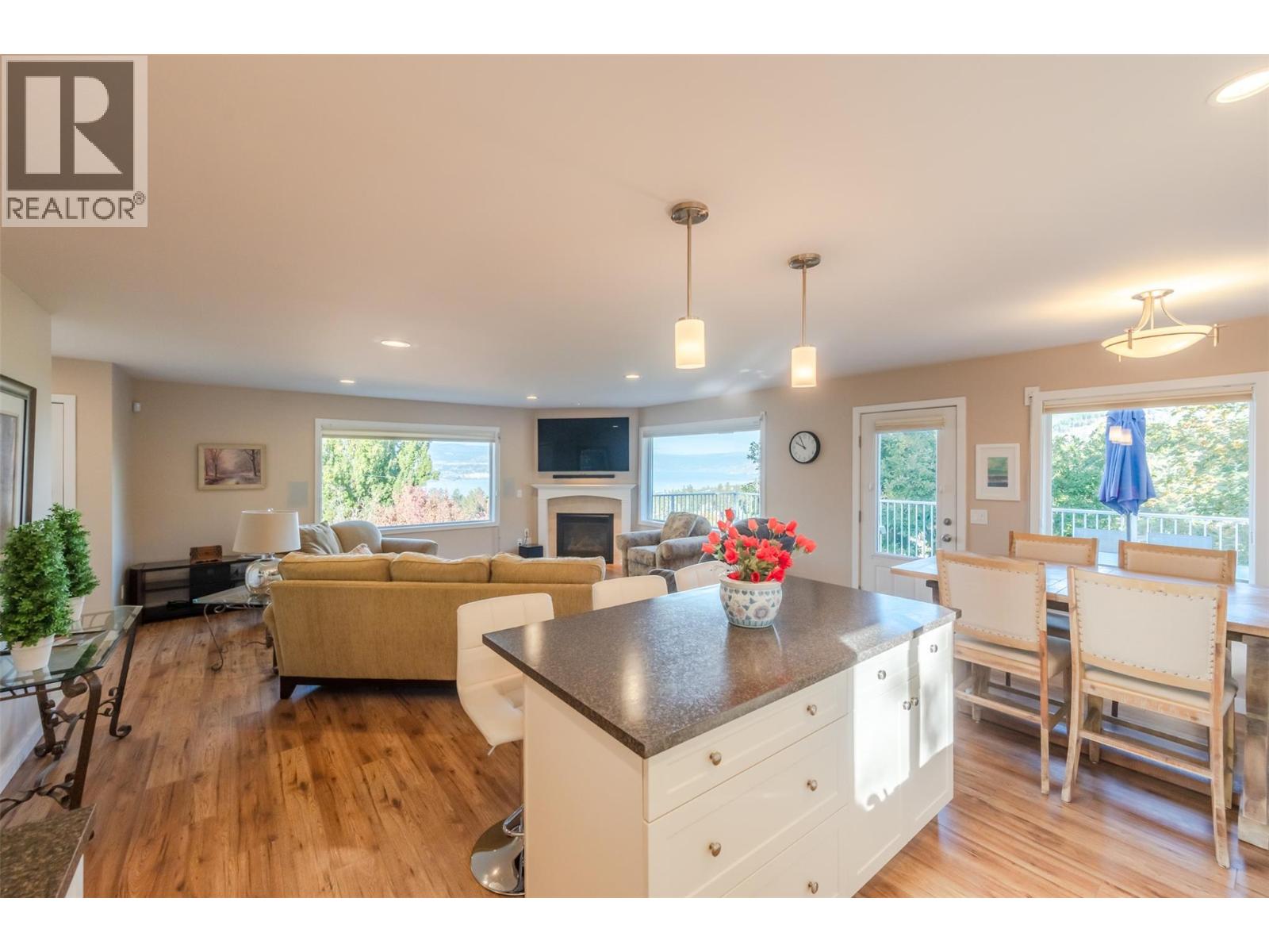 2864 Arawana Road, Naramata