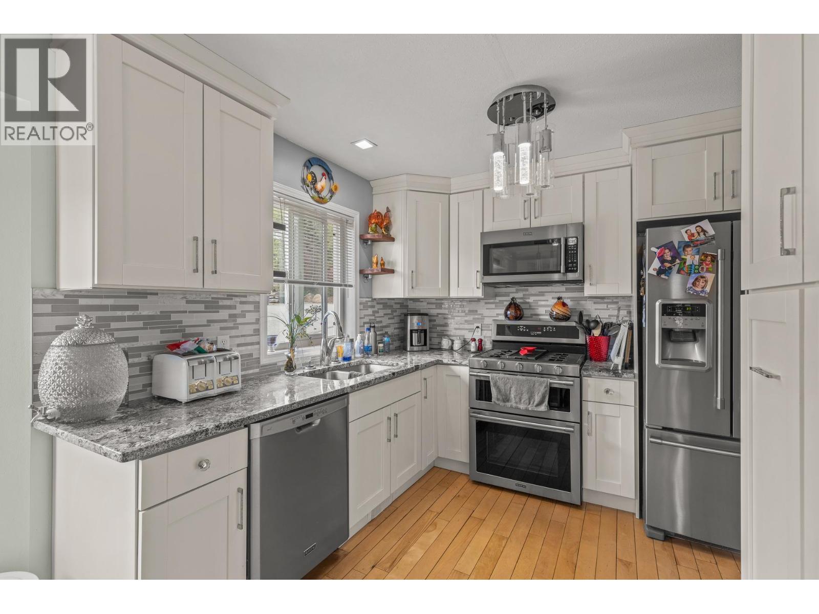  3174 Boucherie Road, West Kelowna