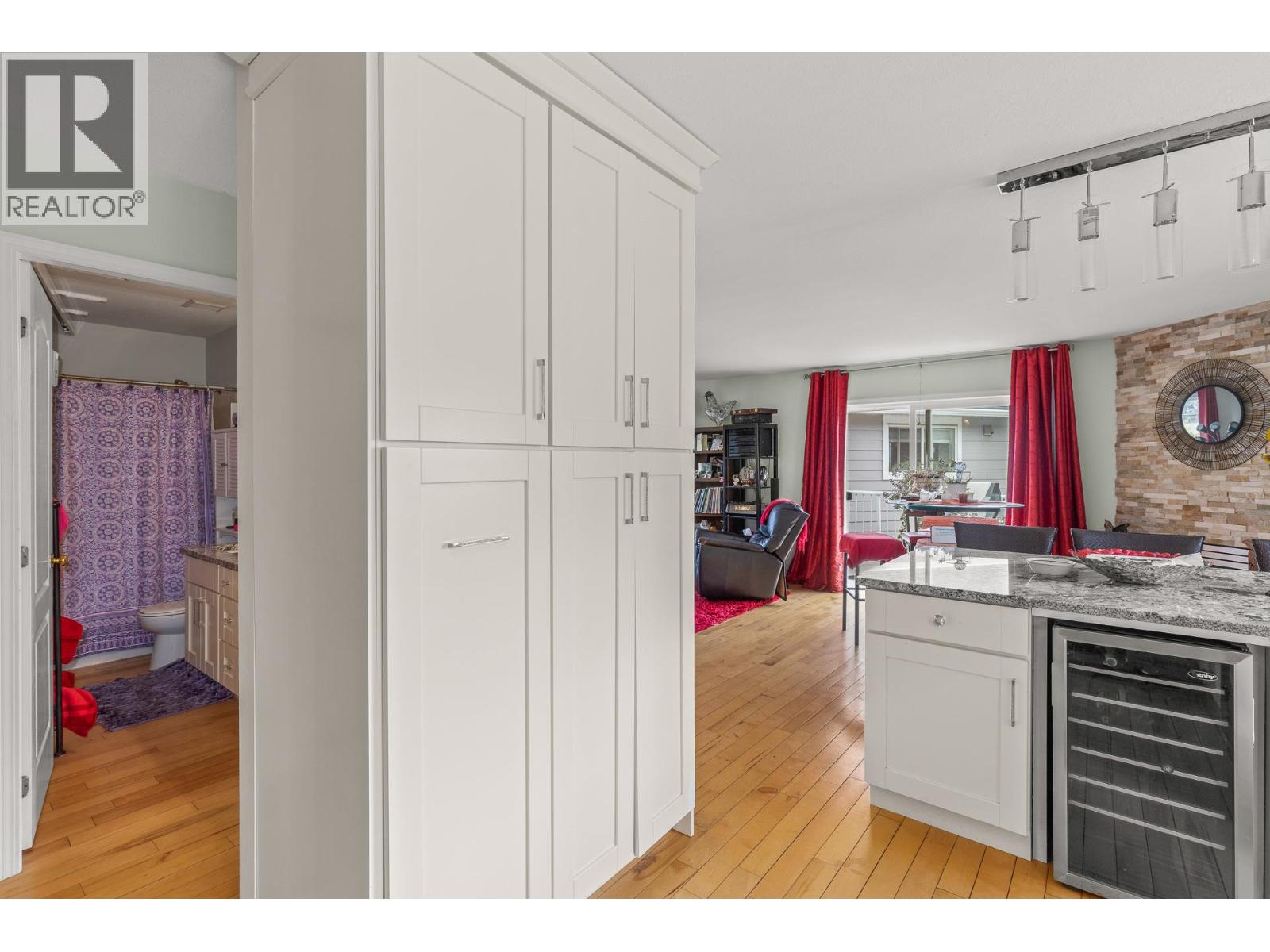  3174 Boucherie Road, West Kelowna