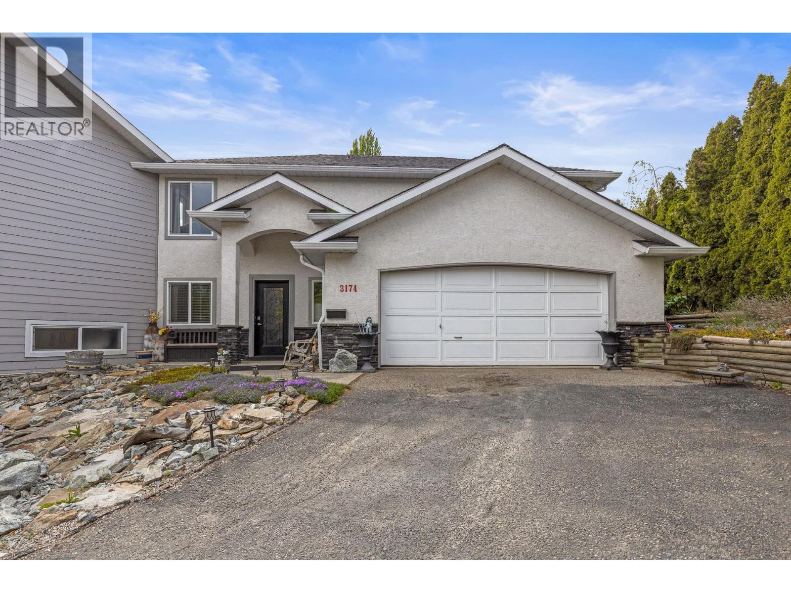  3174 Boucherie Road, West Kelowna