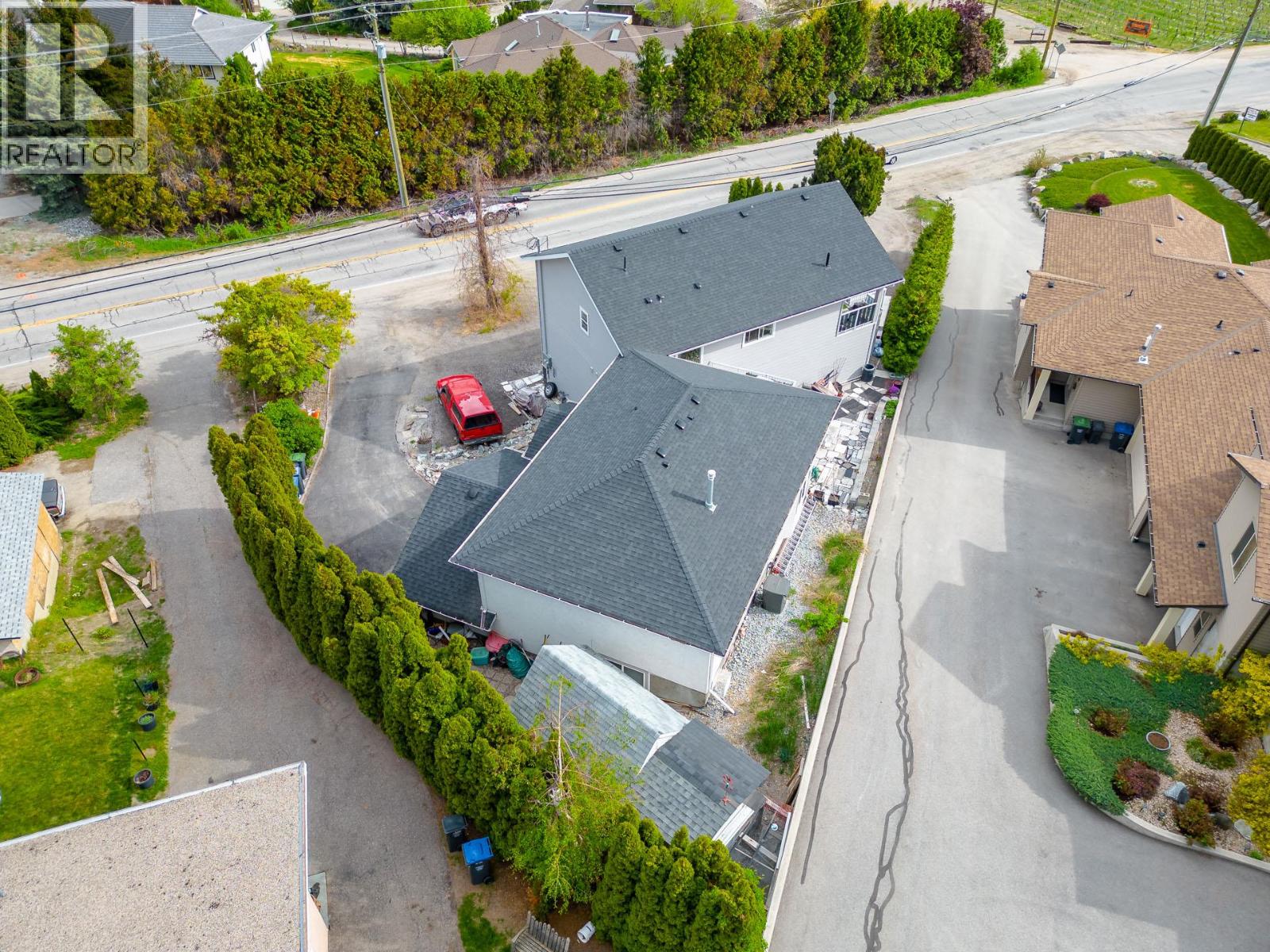  3174 Boucherie Road, West Kelowna
