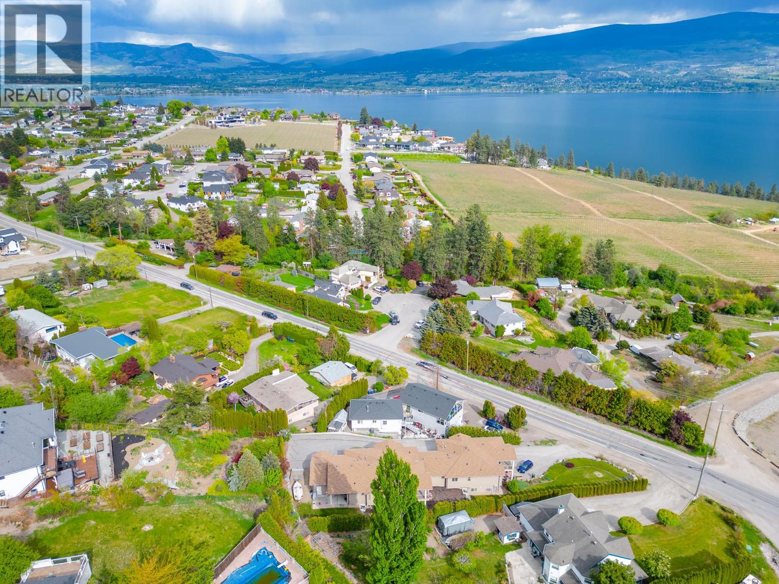  3174 Boucherie Road, West Kelowna