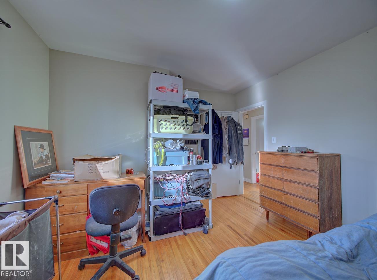 7908 82 AV NW, Edmonton