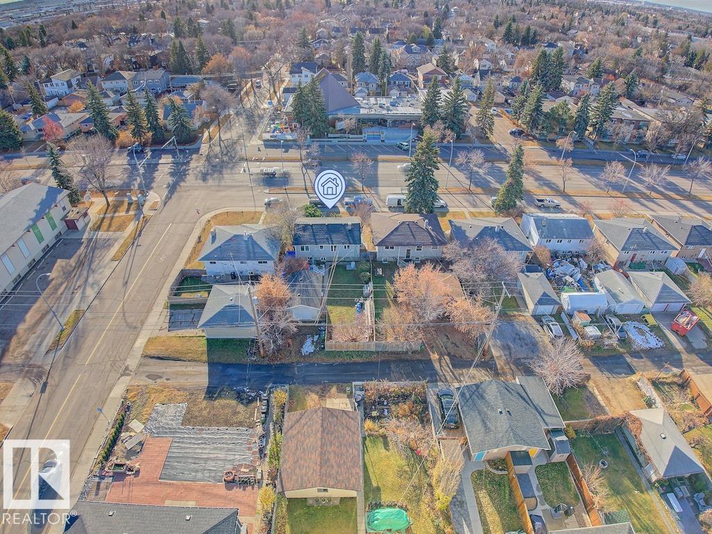 7908 82 AV NW, Edmonton