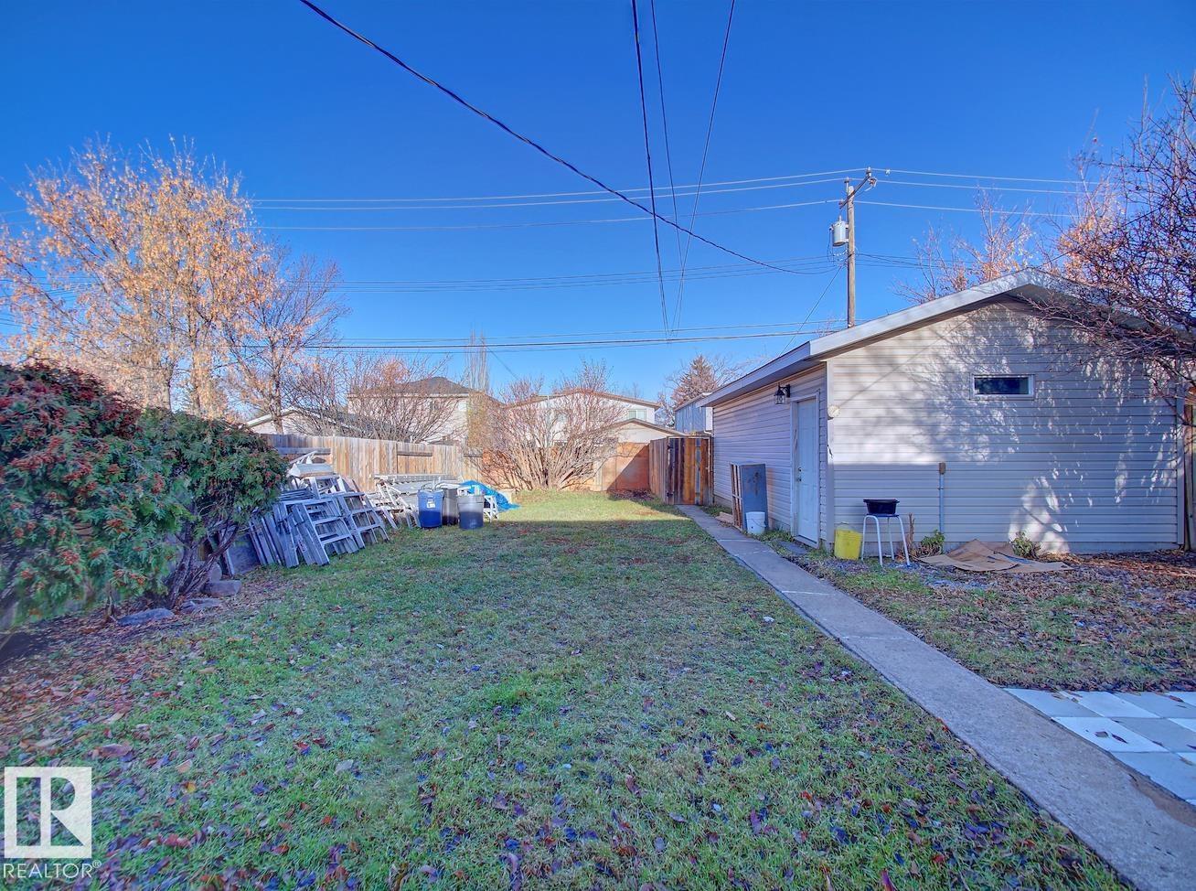 7908 82 AV NW, Edmonton