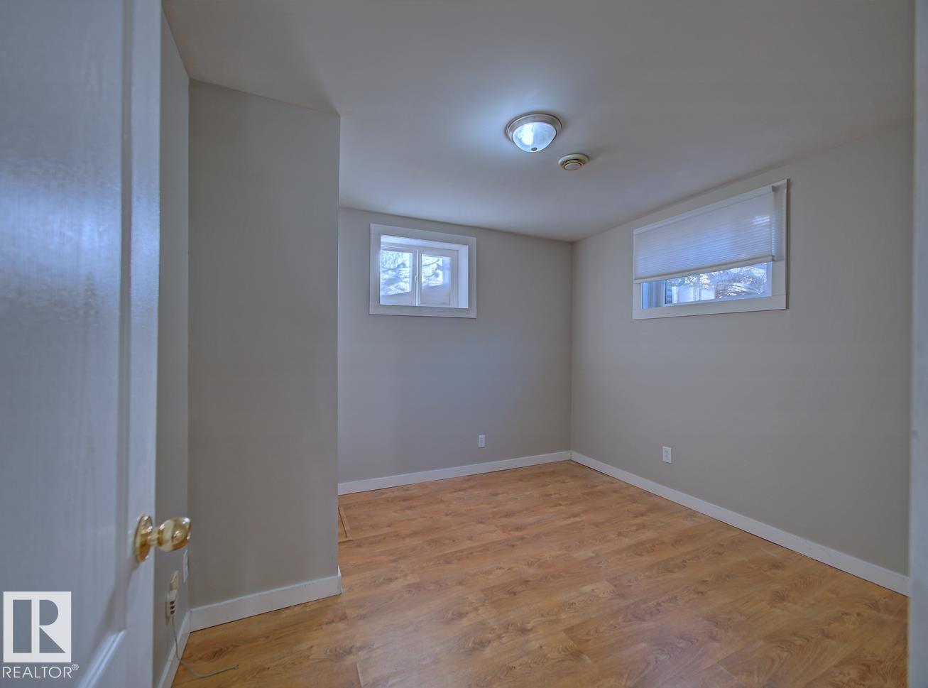 7908 82 AV NW, Edmonton