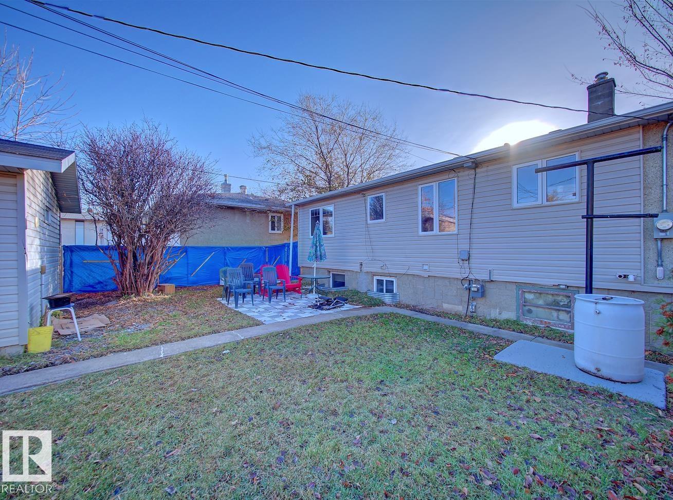 7908 82 AV NW, Edmonton