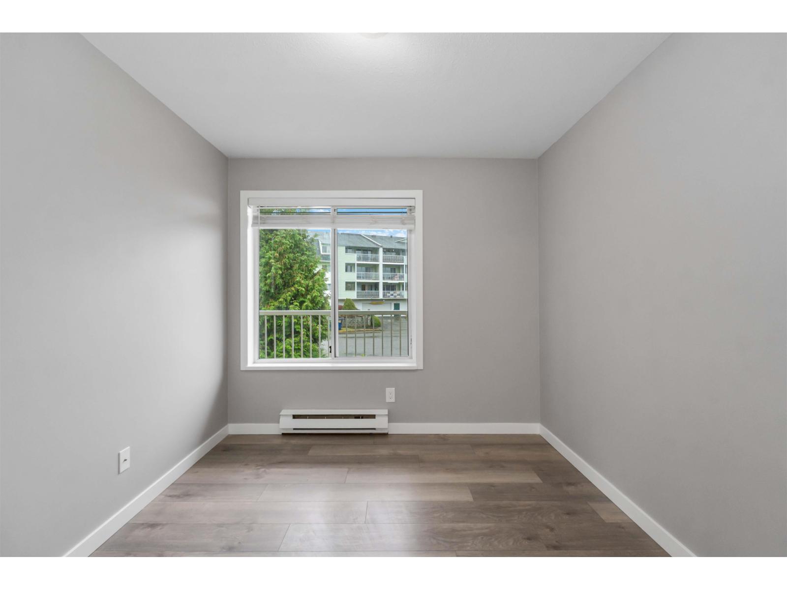 203 2567 VICTORIA STREET, Abbotsford