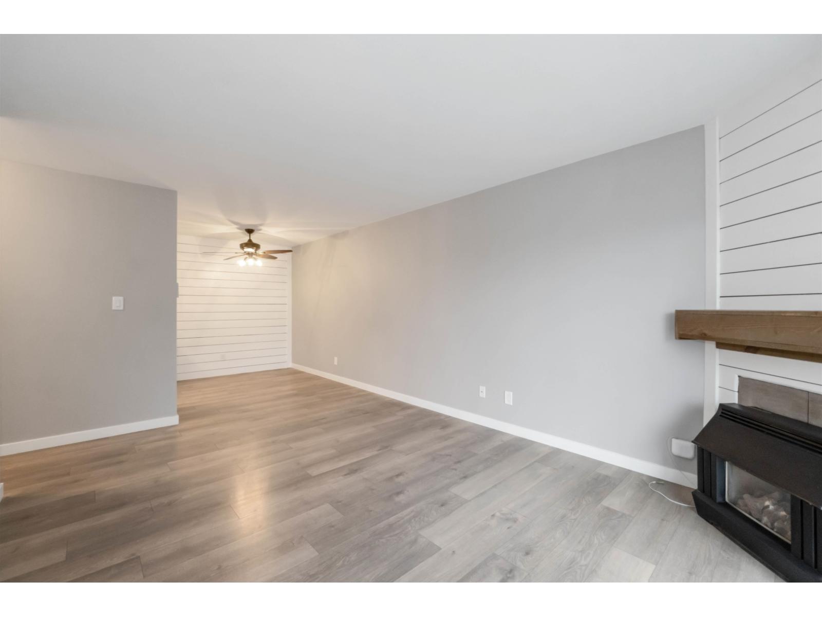 203 2567 VICTORIA STREET, Abbotsford