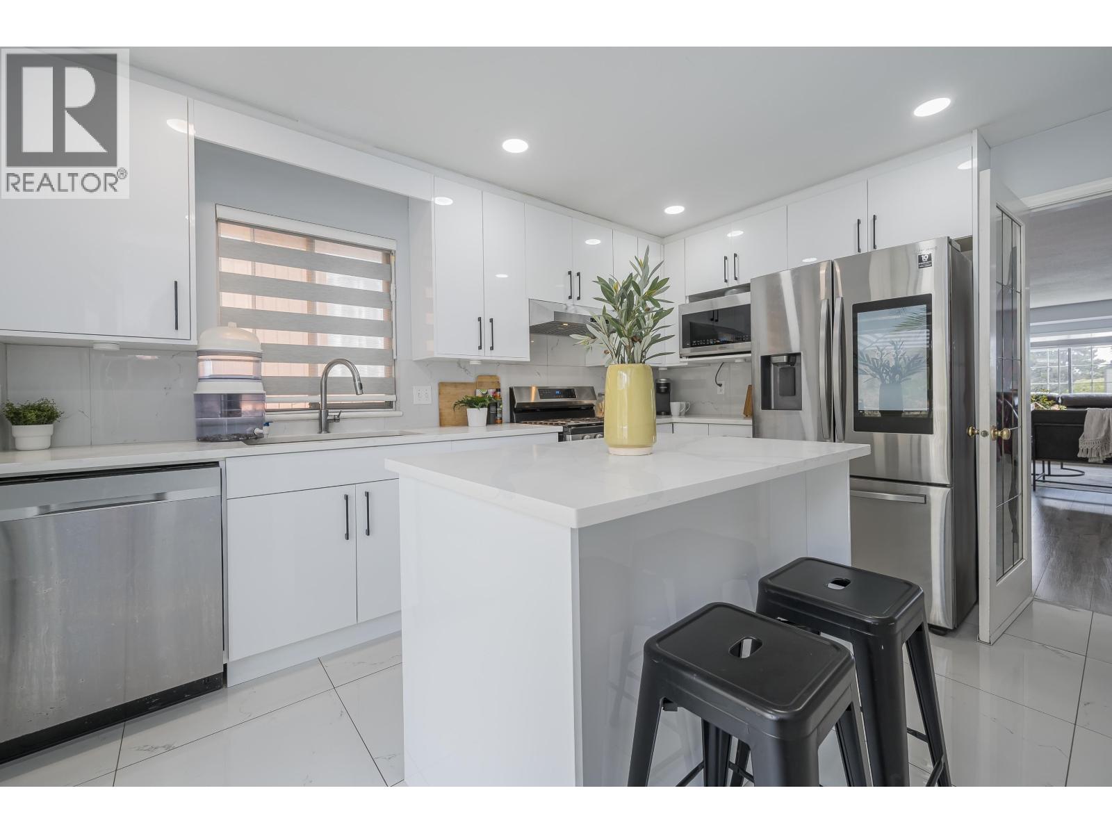 19539 115A AVENUE, Pitt Meadows