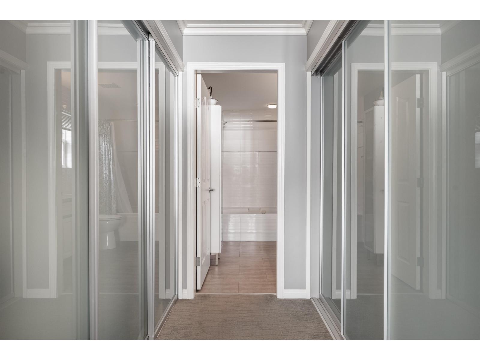 3 15129 MARINE DRIVE, White Rock