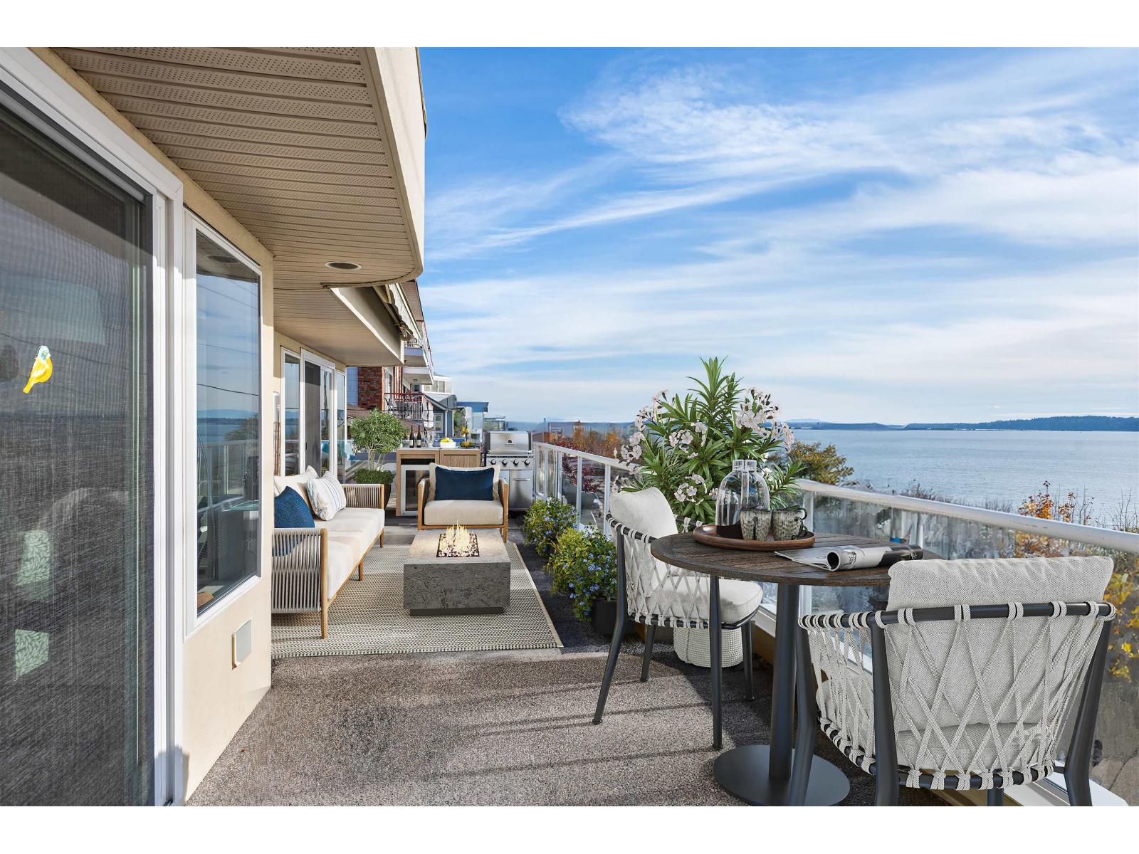 3 15129 MARINE DRIVE, White Rock