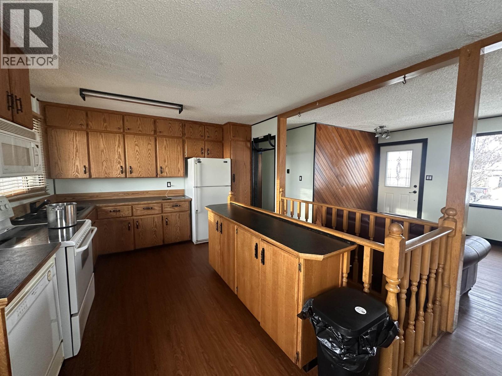 5204 TAMARACK CRESCENT, Fort Nelson