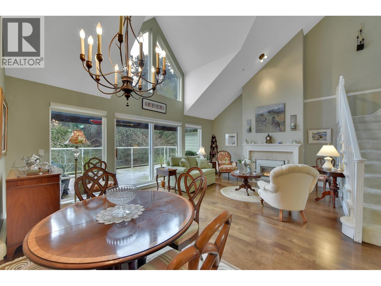 #319-1120 TSATSU SHORES Drive, Delta