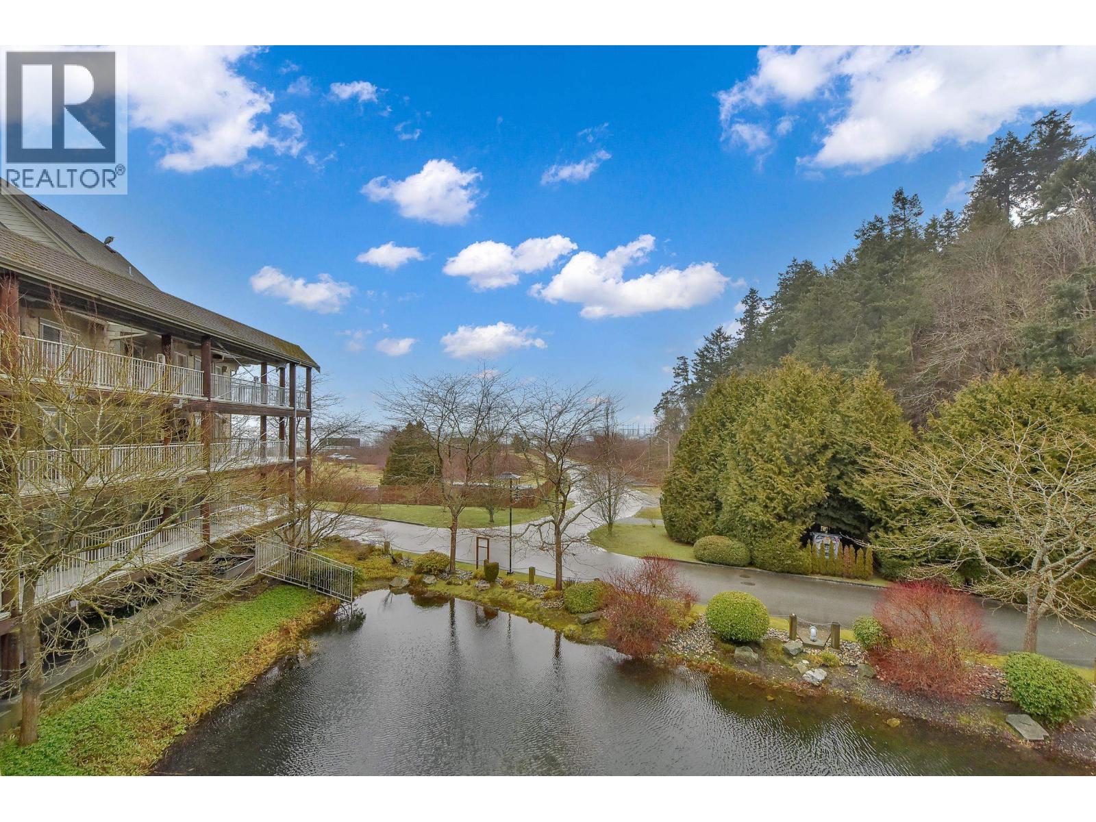 #319-1120 TSATSU SHORES Drive, Delta