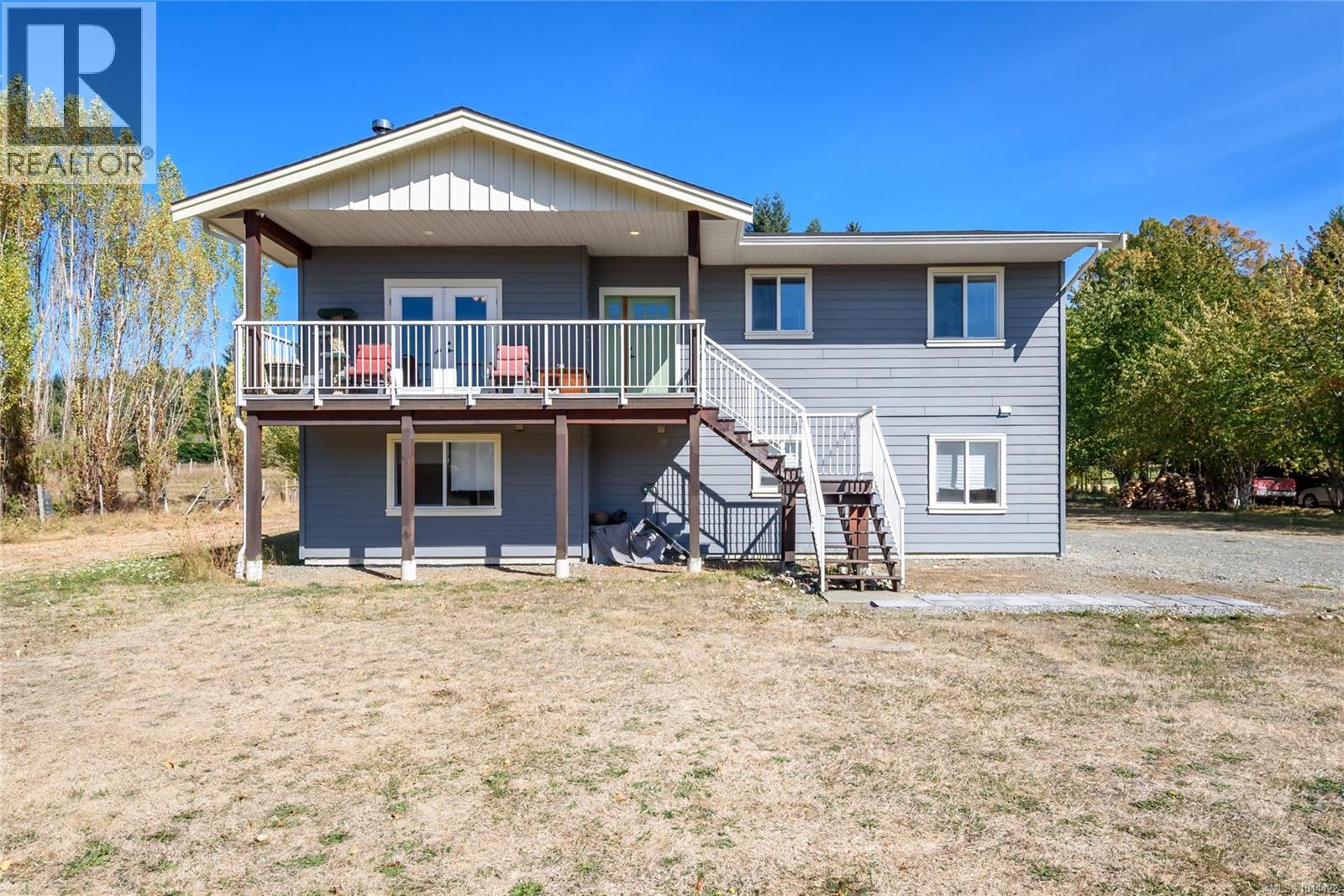 4754 Headquarters Rd, Courtenay