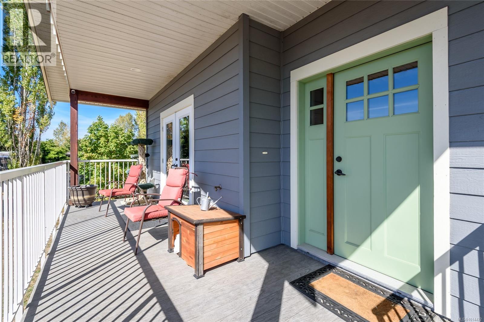 4754 Headquarters Rd, Courtenay