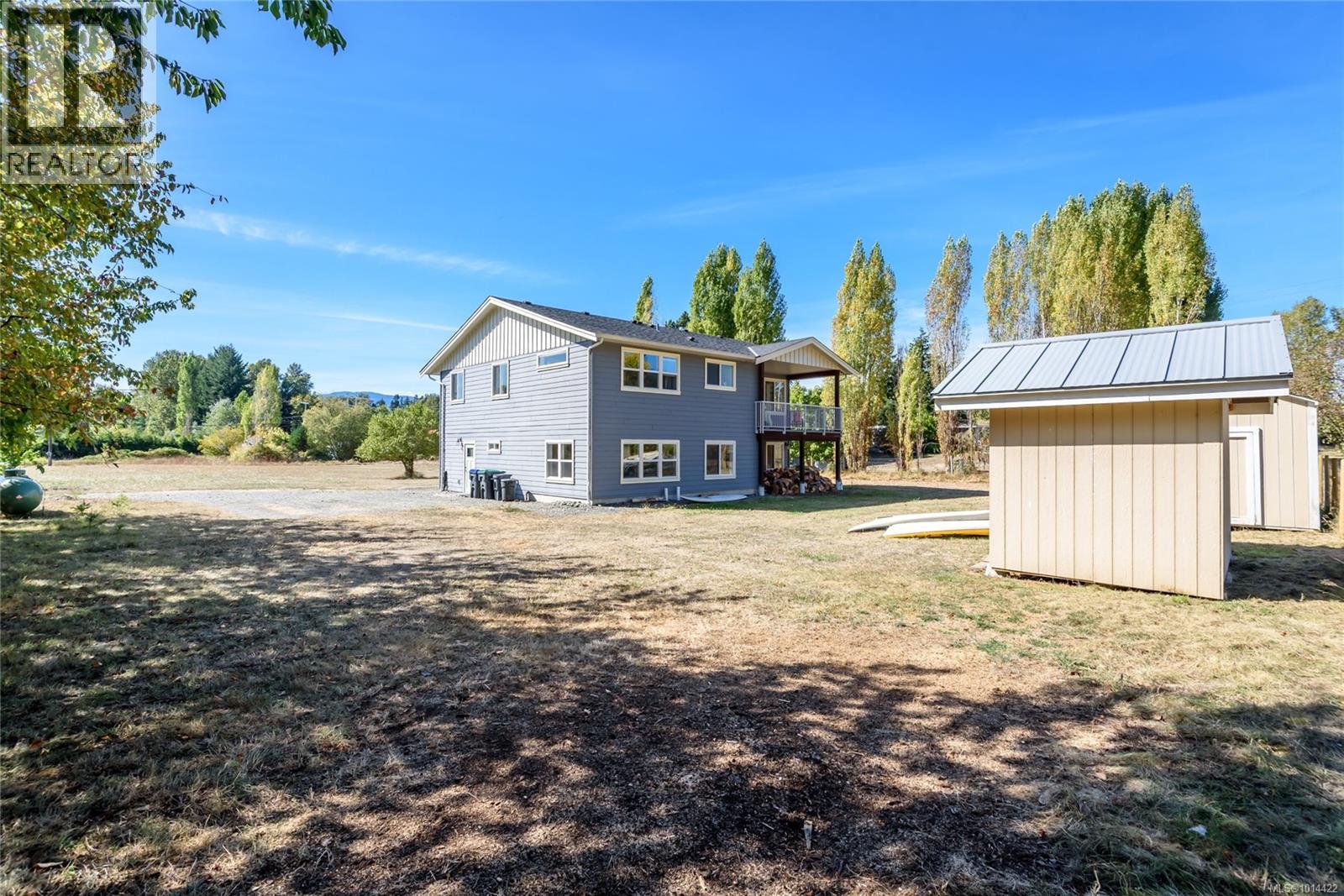 4754 Headquarters Rd, Courtenay