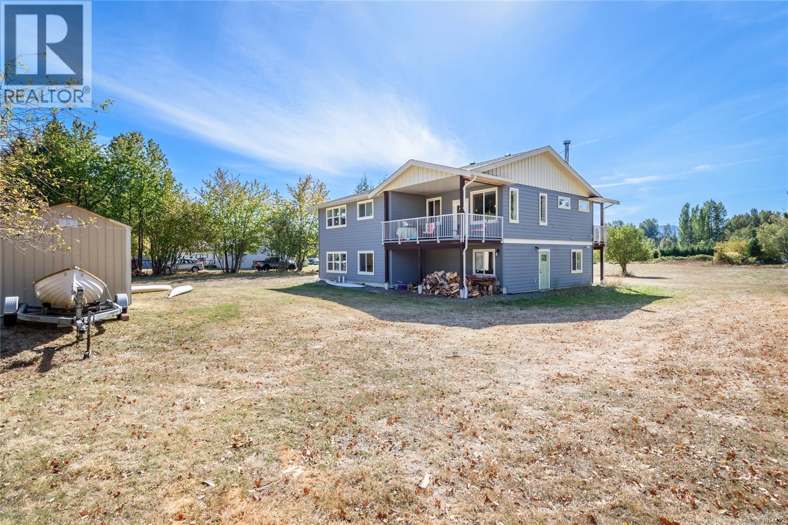 4754 Headquarters Rd, Courtenay