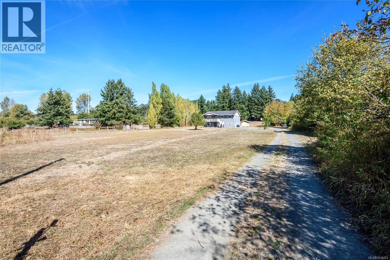 4754 Headquarters Rd, Courtenay