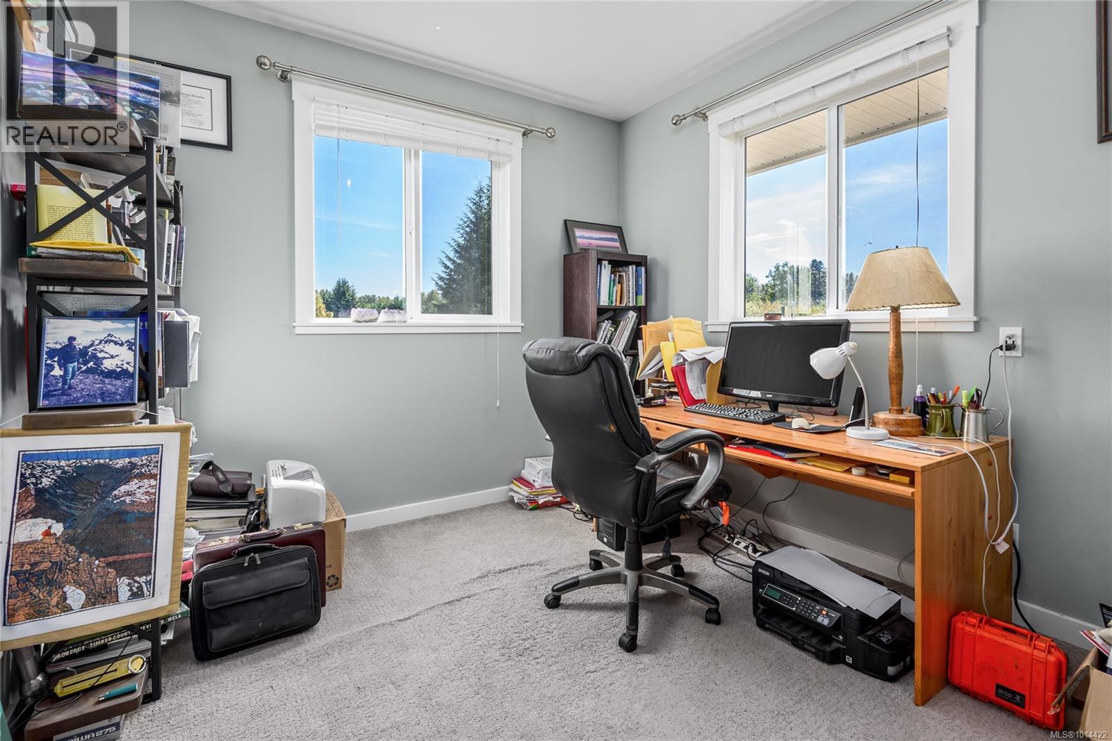 4754 Headquarters Rd, Courtenay