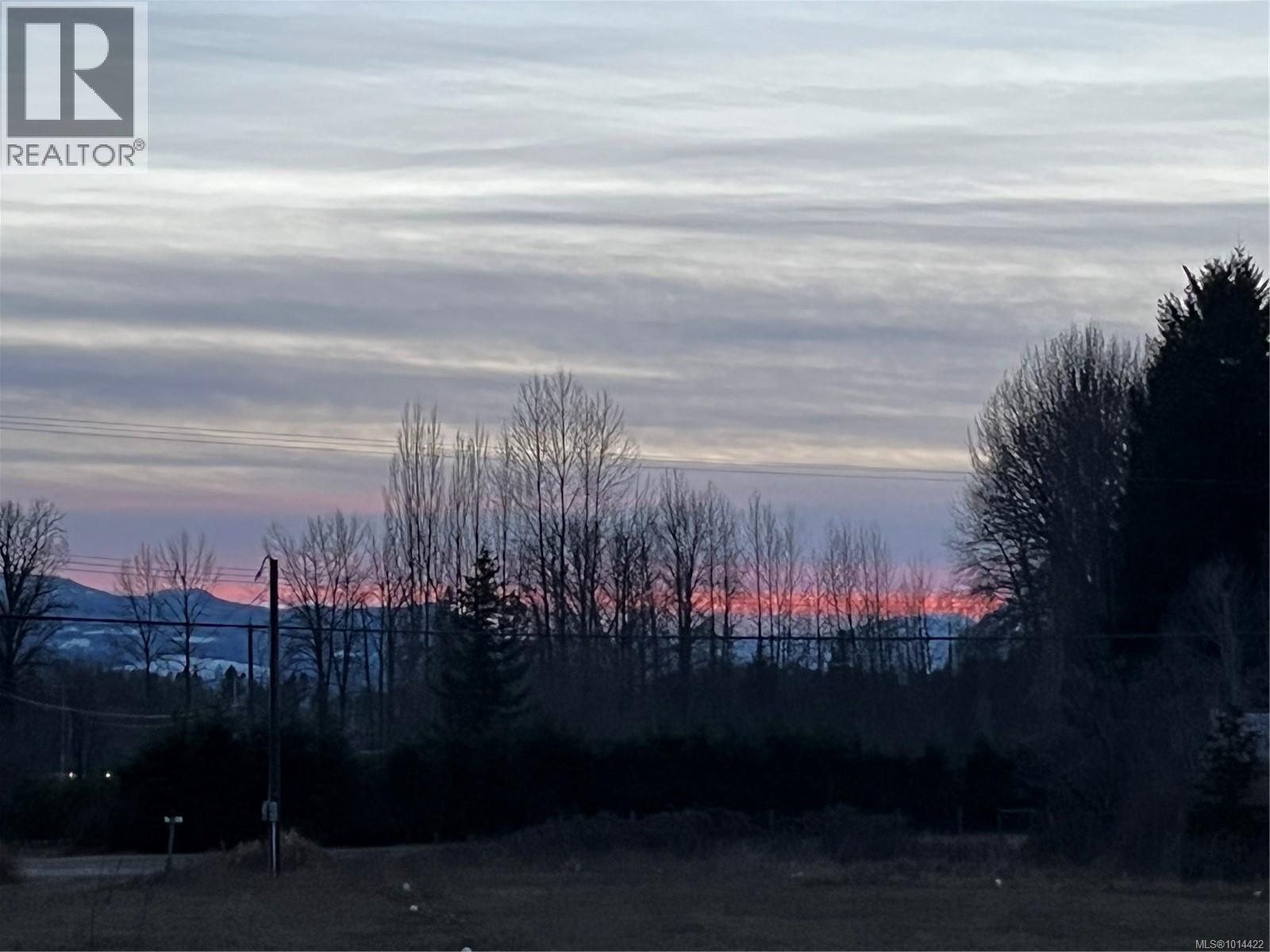 4754 Headquarters Rd, Courtenay