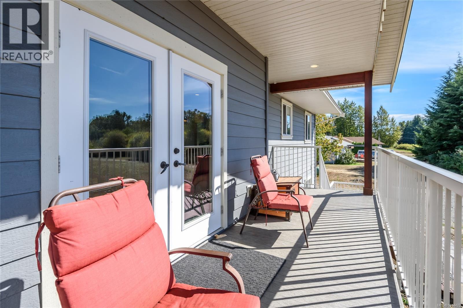 4754 Headquarters Rd, Courtenay