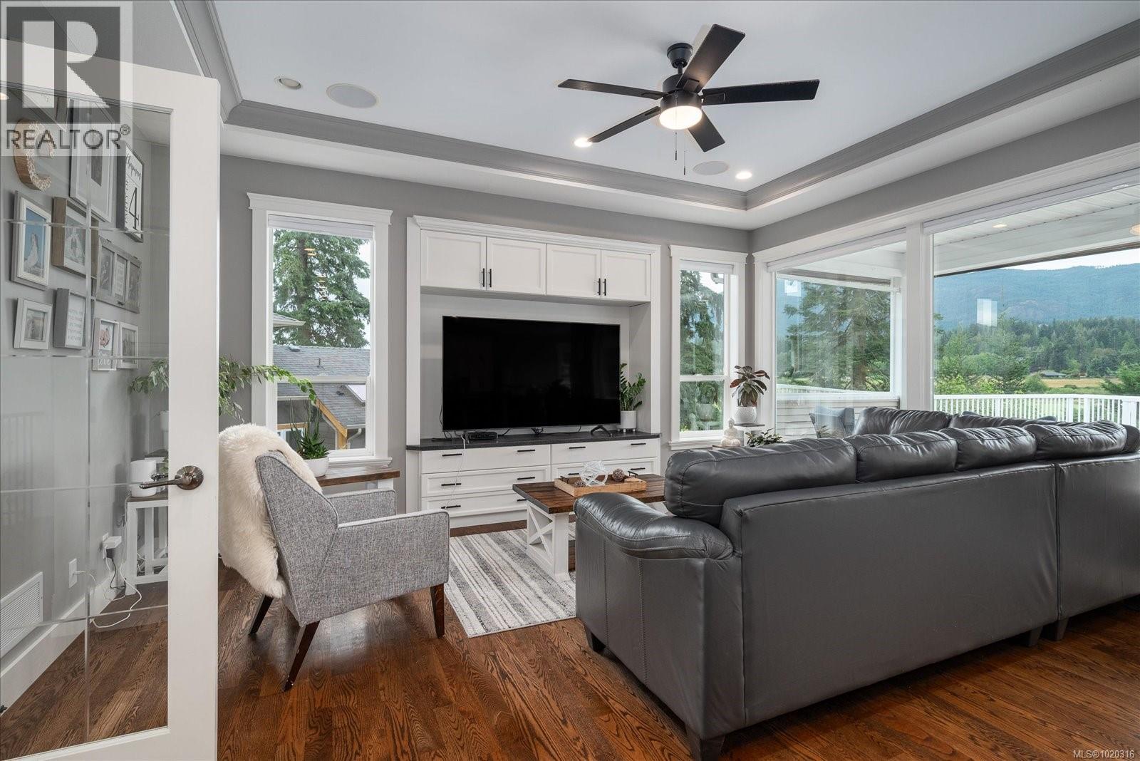 3603 Monterey Dr, Nanaimo