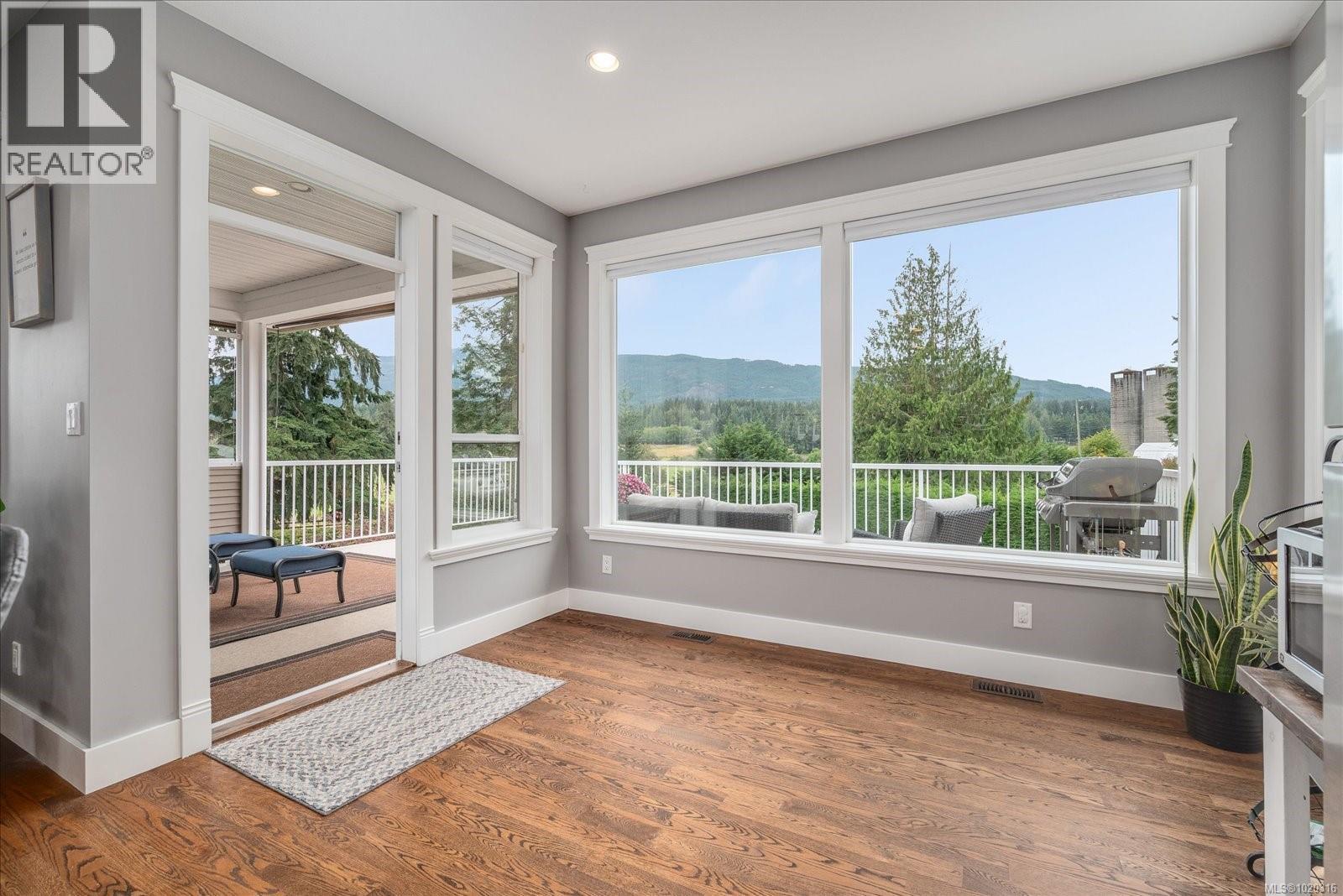 3603 Monterey Dr, Nanaimo